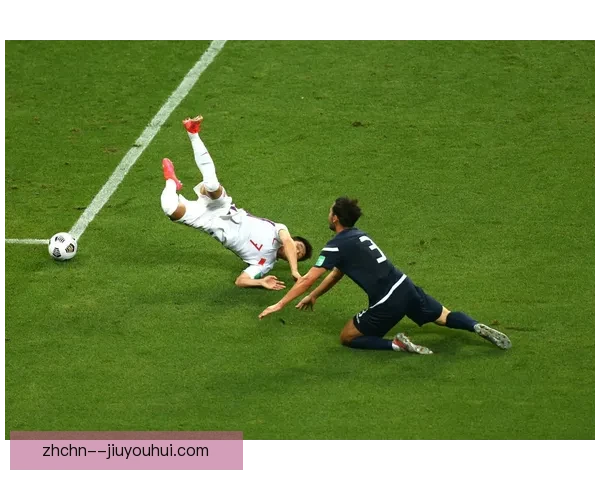 巴尔博萨主场精彩点球建功助球队稳稳锁定胜利