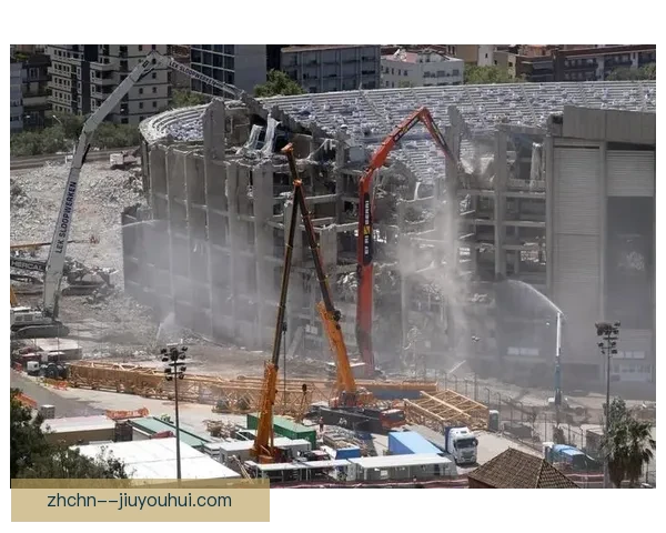 诺坎普球场翻修施工违规承包商遭巴塞罗那市政府重罚